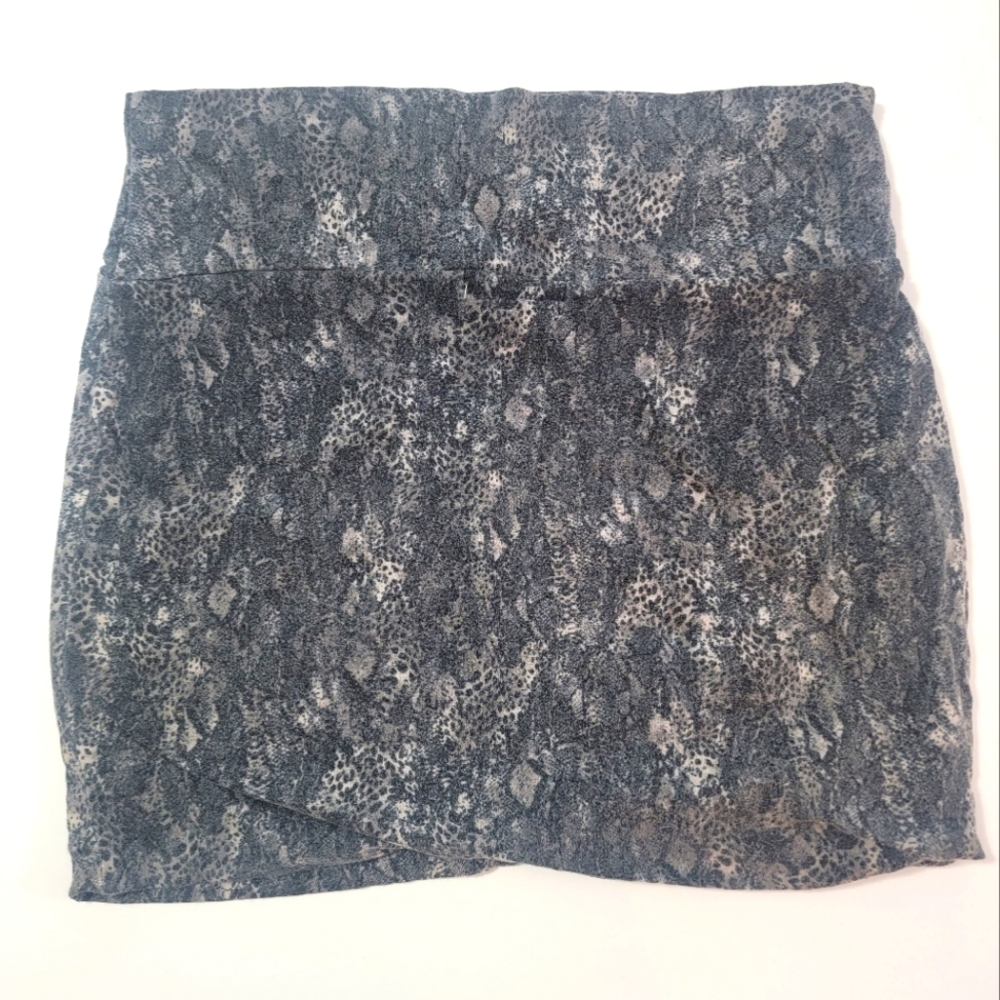 Women's Grey Animal Print Skirt SZ MD